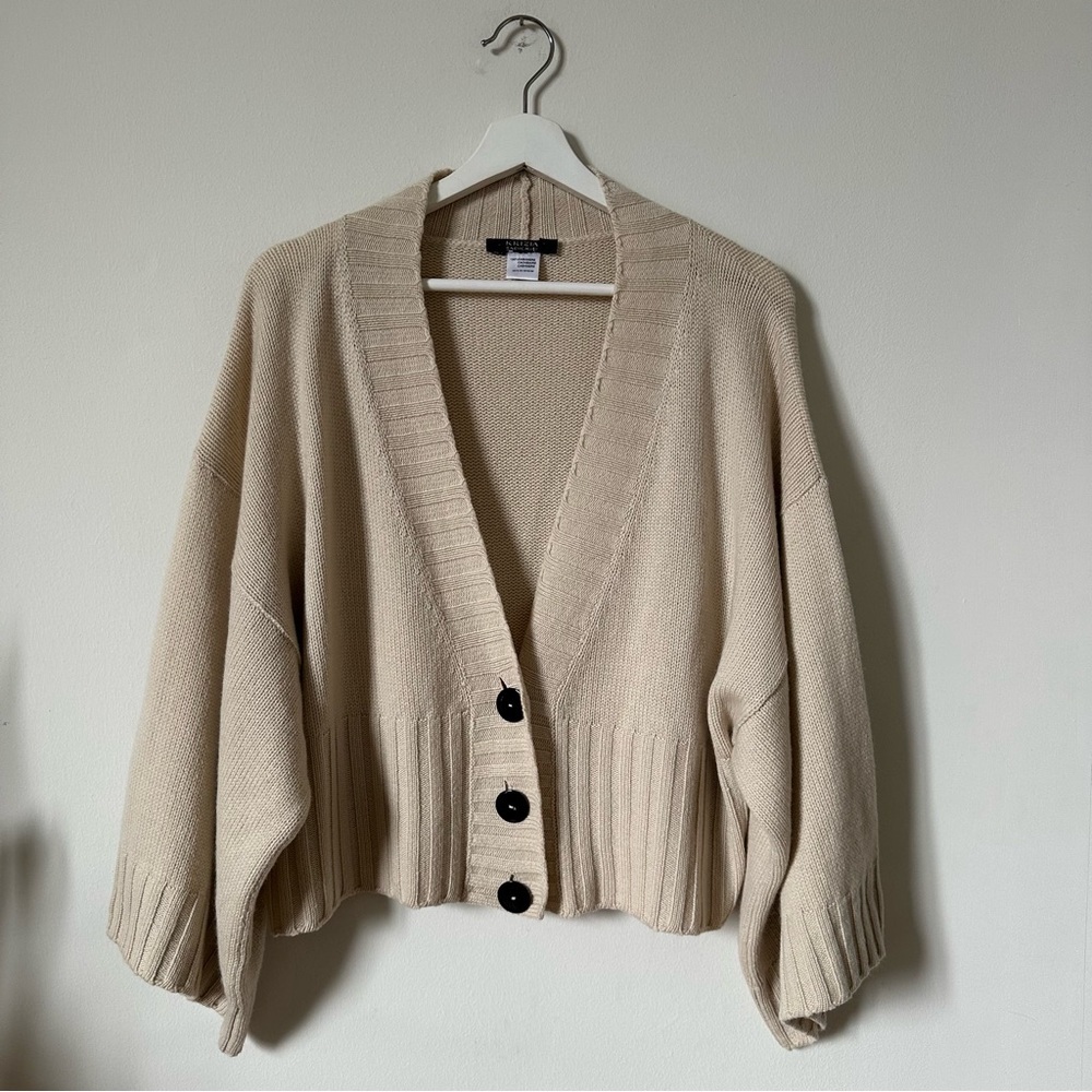 Krizia 100% Cashmere Cropped Cardigan Beige Size It 46 Rare